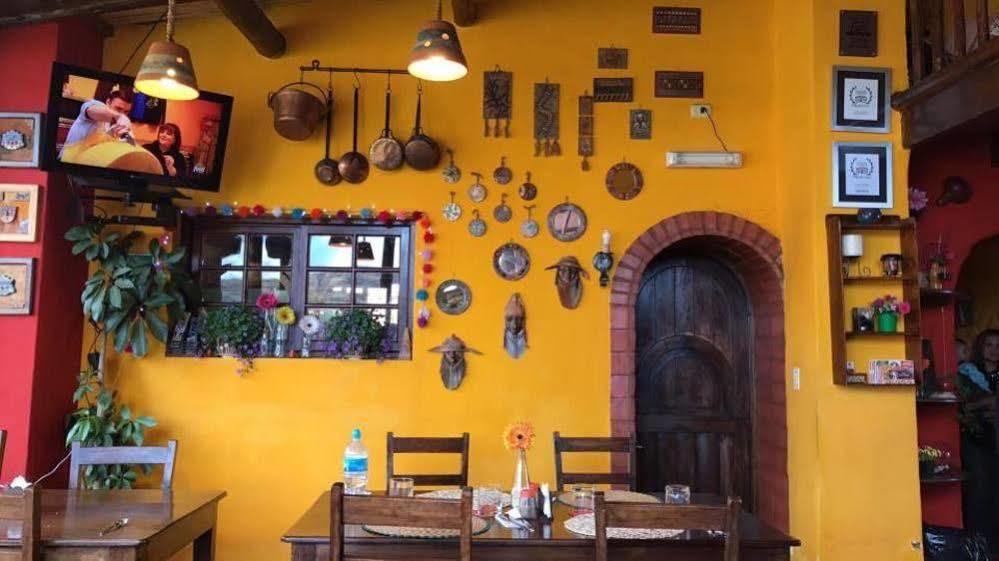 La Casa De Barro Lodge & Restaurant Chincheros  Eksteriør bilde